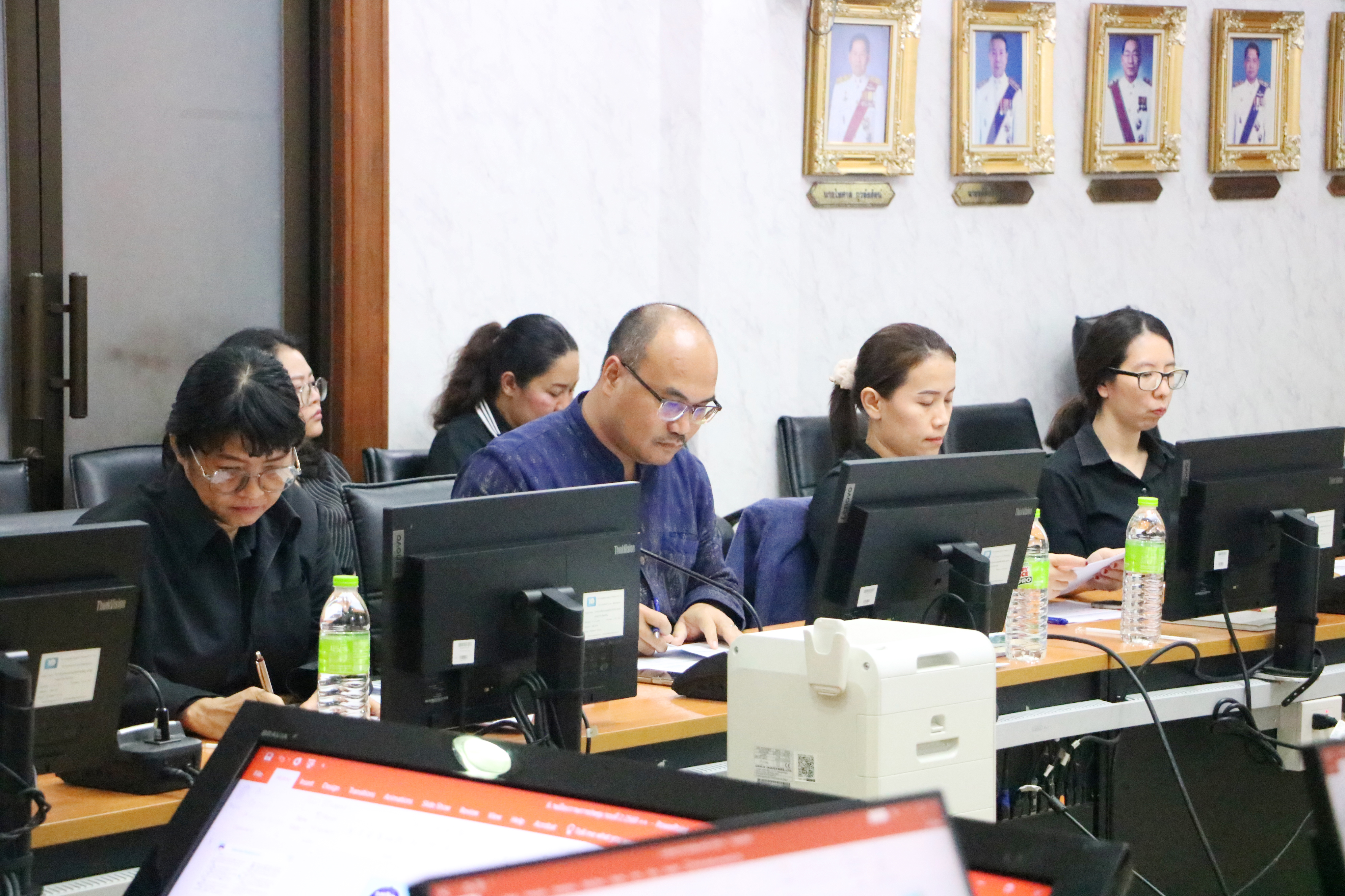 title - ส.ป.ก. ประชุมคณะทำงานกำหนดกรอบการประเมินผลการปฏิบัติราชการตามคำรับรองการปฏิบัติราชการระดับหน่วยงานของสำนักบริหารกองทุน และ ส.ป.ก. จังหวัด ประจำปีงบประมาณ พ.ศ. 2569 รอบที่ 1 